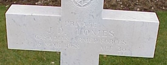 [Pte JD Tomes Grave Marker]